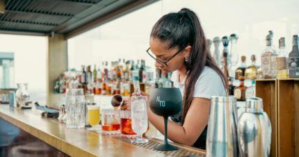 Copy of Copy of Purple Gaming Channel Live Streaming YouTube Thumbnail (600 x 350 px) (2)