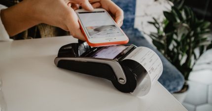 pay cards are one way to pay employees fast